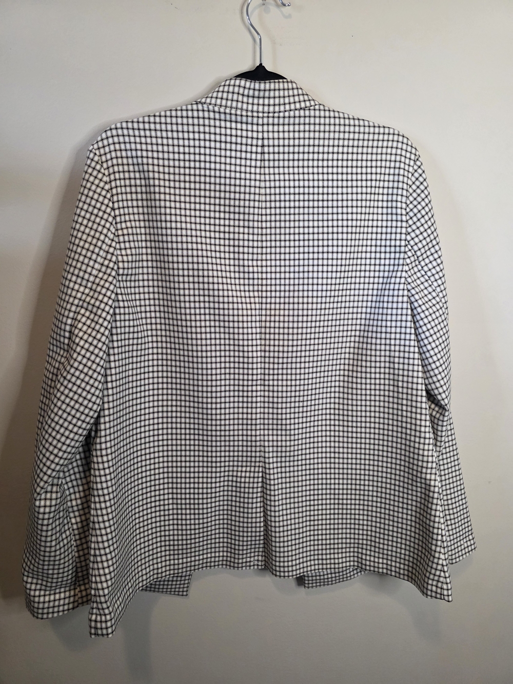 Worthington Vintage Black and White Checked Blazer - Picture 2 of 4